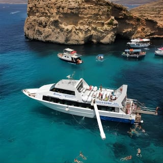 Comino Day Cruise 11