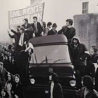 The troubles Bogside walking tour  2