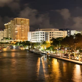 Jungle Queen Riverboat 90-Minute Narrated Sightseeing Cruise in Fort Lauderdale 15