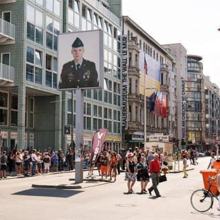 Tour guidato lungo il muro di Berlino 3