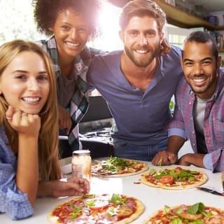 Fiesta de elaboración de pizzas 1