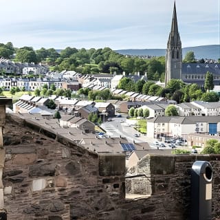 Derrie Danders: Highlights of the Walled City a Self-Guided Audio Tour 1