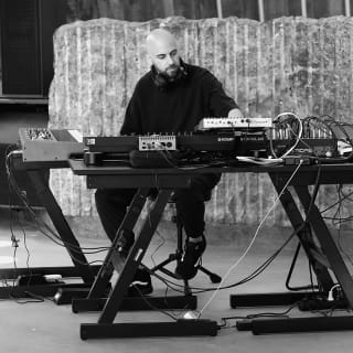 UNER & Underwater presentan THE ROOM 5