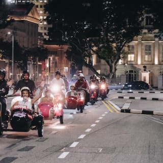 Vespa Night Tour of Singapore 4