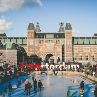 Amsterdam: Dagtocht vanuit Brussel met kaas, klompen en windmolens 3
