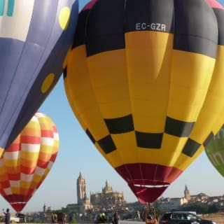 Festival de Globos 2026. Desayuno en el Hotel Real Segovia 1