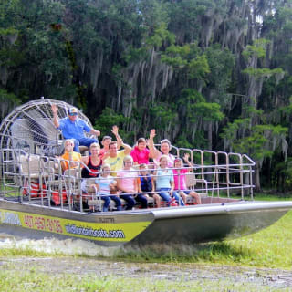 Wild Florida 30-minute Everglades Airboat Tour 8