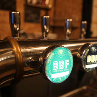 Livraison de 6 bières artisanales et dégustation en ligne avec la Bordeaux Beer Factory 4