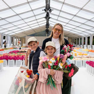 Cj Hendry's Flower Market 5