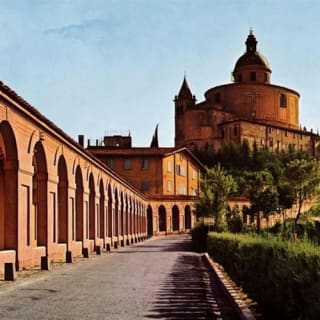 San Luca Express e degustazione locale 7