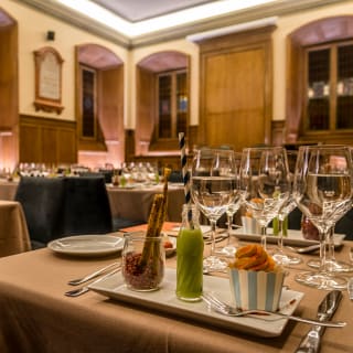 Cena de los sentidos con show de mentalismo e ilusionismo 3