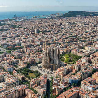 Sagrada Familia: Entrada de acceso rápido + Acceso a la Torre de la Pasión 5