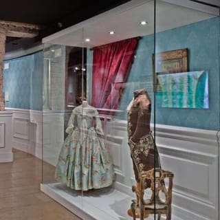 Visita el apasionante Museo de la Seda de Valencia 4