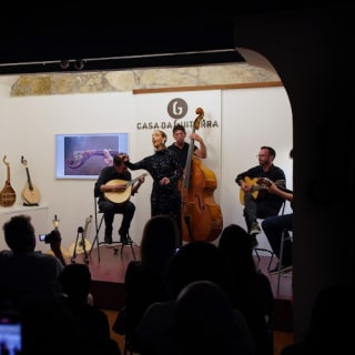 Porto: Fado Concert at Casa da Guitarra with Port Wine 2