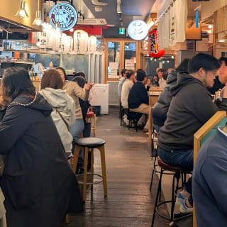 Deep Dive into Noge's Izakaya Bar Hopping Tour a Yokohama 10