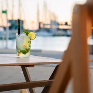 Taller de cócteles en Trafalgar del Mar 3
