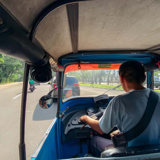Jakarta Half Day Trip Bajaj Experience and Local Food Testing 1