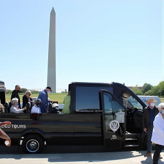 Glass-Top or Open-Top Convertible Bus Tour of DC 3