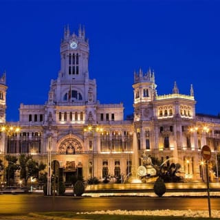 Explore Madrid at Dusk: Optional Walking Tour and Flamenco Show 1