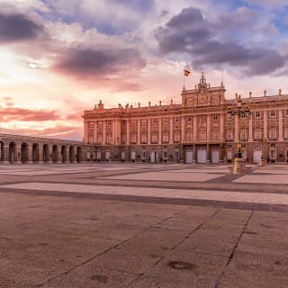 Explore Madrid at Dusk: Optional Walking Tour and Flamenco Show 5