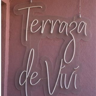 Brunch con barra libre de mimosas en la Terraza de Vivi 12