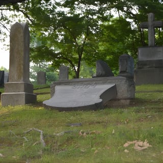 Asheville Ghost Tour: A Walk Through Riverside Cemetery & Montford Neighborhood 10