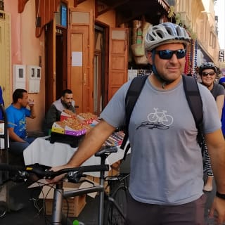 Visite de dégustation de nourriture à Marrakech à vélo 3