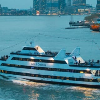 New York Signature Dinner Cruise 8