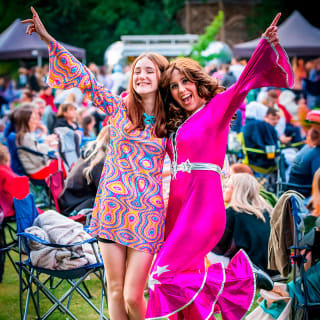 The Garnier Glow: Outdoor Cinema at Powderham Castle, Exeter 6