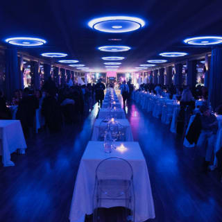 Péniche 14 juillet : Festive meal & Cruise on the Diamant Bleu 1