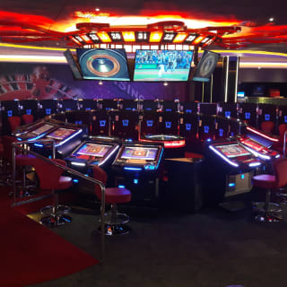 Entrada al Casino de Barcelona + combo hamburguesa 2