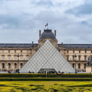 Paris Explorer Rail Tour from London with Paris Sightseeing Bus 4
