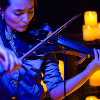 Candlelight Beats: Música Electrónica vs. Maestros Clásicos 3