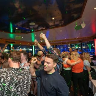 Hamburg: Elbe Saturday Night Boat Party 13