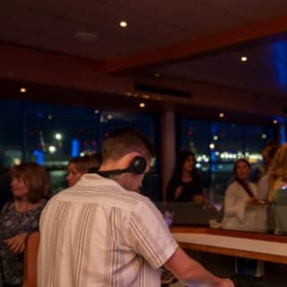 Hamburg: Elbe Saturday Night Boat Party 14