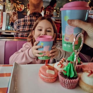 Peppa Pig Christmas Bus Tour 5