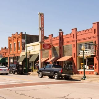 Downtown Grapevine Mystery Picnic: Self-Guided Foodie Adventure 1