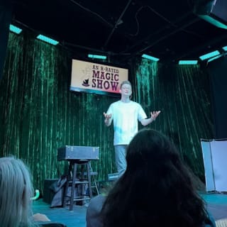 Las Vegas: R-Rated Magic Show 3