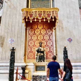 Basilica di San Pietro, Piazza e Grotte Papali: Visita guidata pomeridiana 5