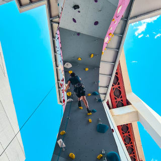 Escalada debaixo da Ponte 25 de Abril para todos os níveis 4