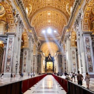 Basilica di San Pietro, Piazza e Grotte Papali: Visita guidata pomeridiana 9