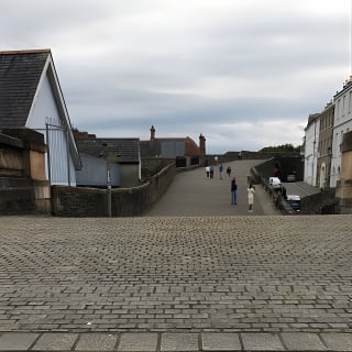 Derrie Danders: Highlights of the Walled City a Self-Guided Audio Tour 4