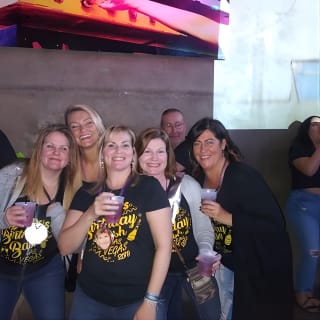 Bar Crawl On Fremont Street 8