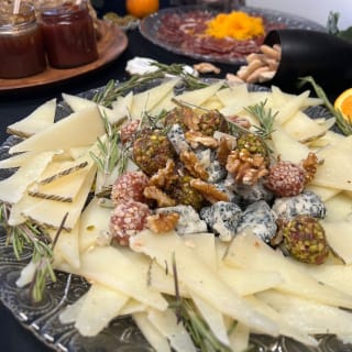Ávila al completo con Santa Teresa Gourmet: visita monumental, taller de yemas y cata de vinos locales 4