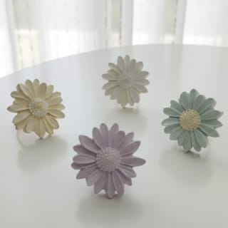 Mother's Day Eco-stone Workshop: Daisies Napkin Rings 1