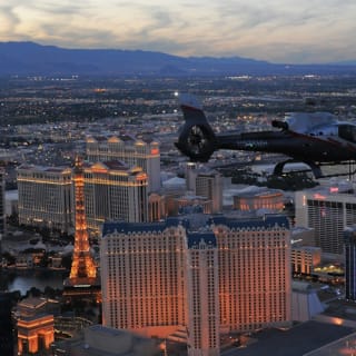 Las Vegas: Tour gastronómico guiado + Paseo en helicóptero 6