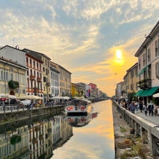 Milano: tour in barca dei Navigli e della Darsena 30