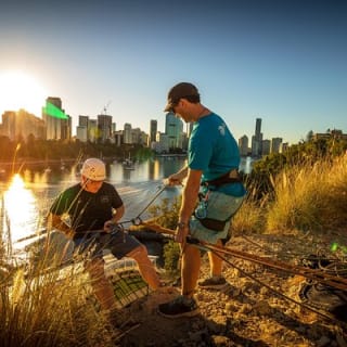 Disciplina del panda: discesa in corda dai promontori di Kangaroo Point a Brisbane 4