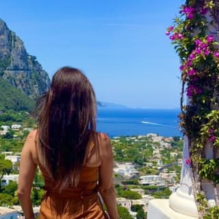 Tour dell'Isola di Capri in piccolo gruppo da Napoli con guida locale 1