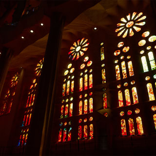 Visita guiada a la Sagrada Familia sin colas (Tour en Inglés) 3